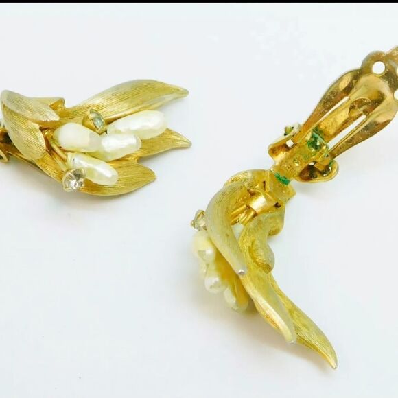 VNTG Lisner Duchess & Fashion Gold Tone CZ & Faux Pearl Jewelry & Brooch 128.5g - Picture 8 of 10